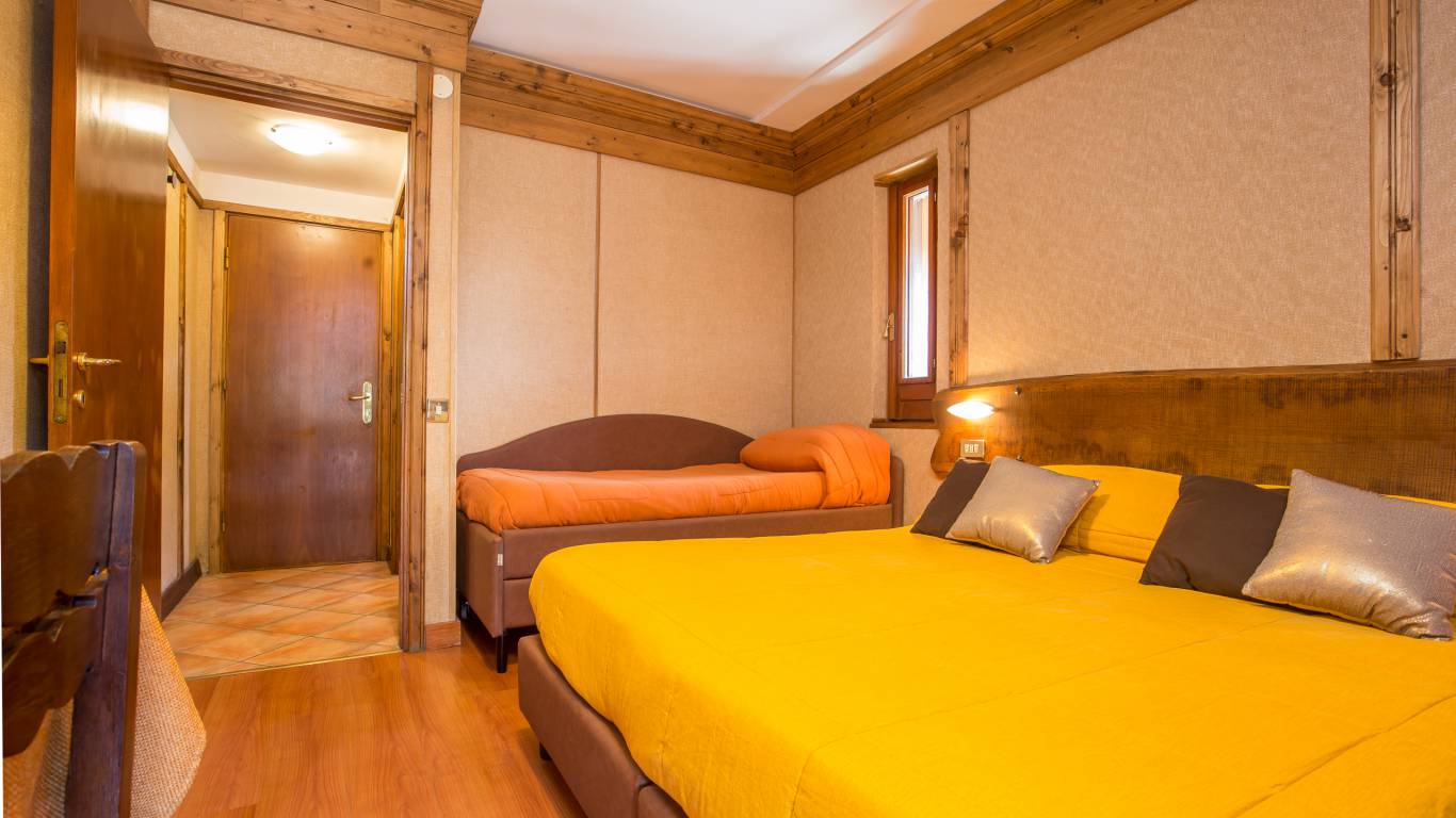 Hotel-Togo-Palace-Terminillo-Rieti-room-056